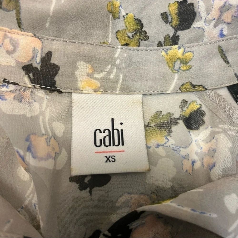 CABI Matinee Sheer 3/4 Sleeve Blouse Floral Gray #5204, size XS - Picture 9 of 12